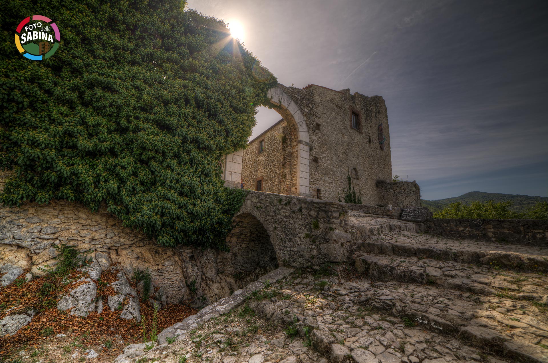 FOTO DELLA SABINA | Castel di Tora - Terenzio Frigatti